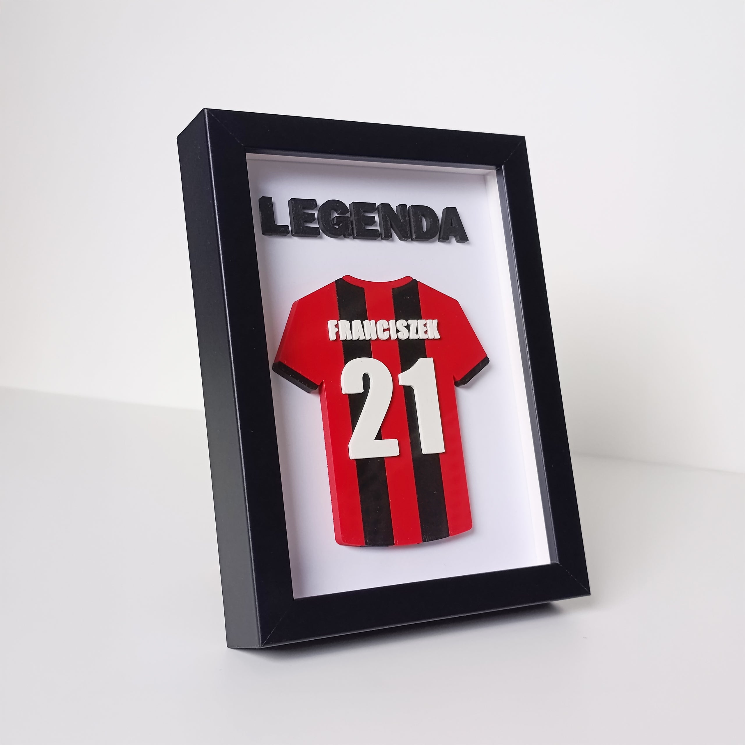 Koszulka piłkarska 3D z imieniem i numerem + napis 3D w ramce | Wzór: Pasy