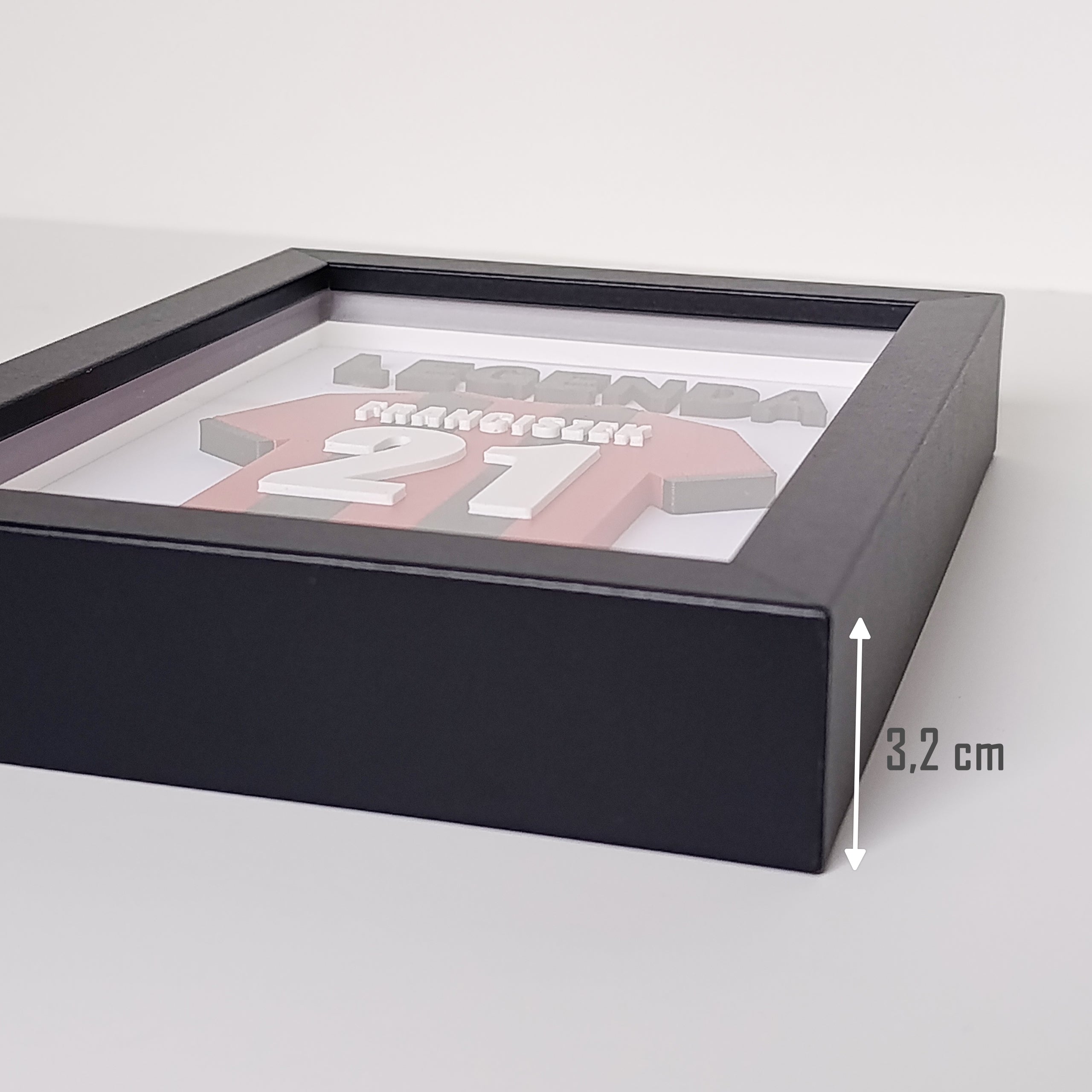 Koszulka piłkarska 3D z imieniem i numerem + napis 3D w ramce | Wzór: Pasy